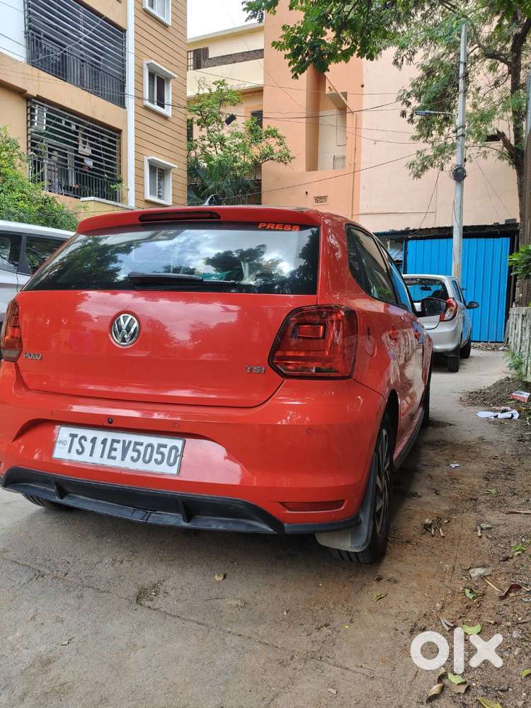 Volkswagen Polo 1.0 Tsi Comfortline Petrol – Flash Red Color