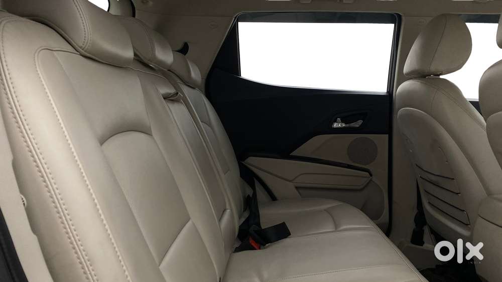 Mahindra Xuv300 W8 Option, 2021, Petrol