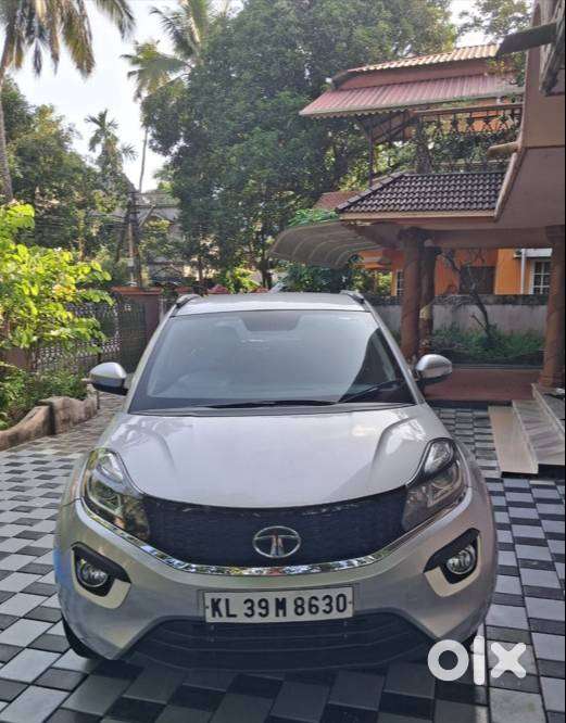 Most Spacious Tata Nexon Amt 2018