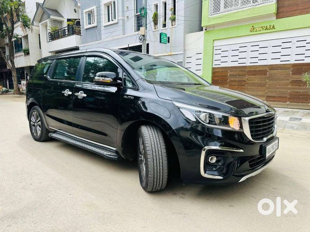 Kia Carnival Premium, 2020, Diesel