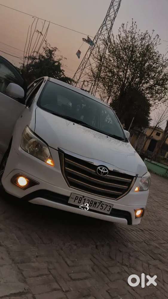 Toyota Innova Diesel 2015