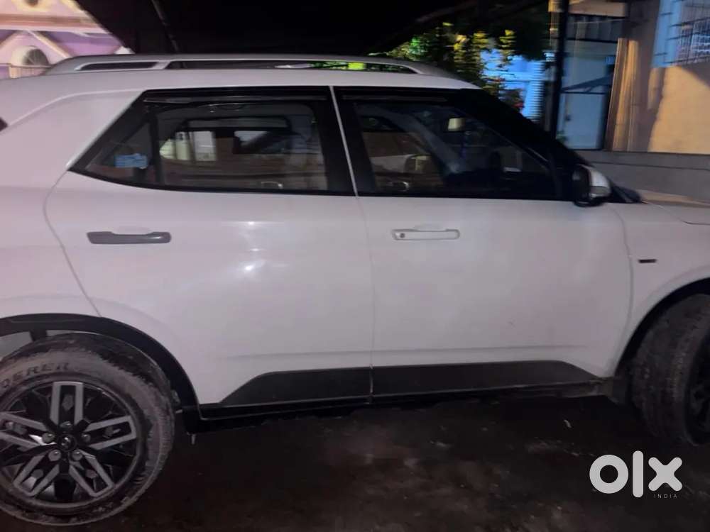 Hyundai Venue 2022 Petrol Good Condition