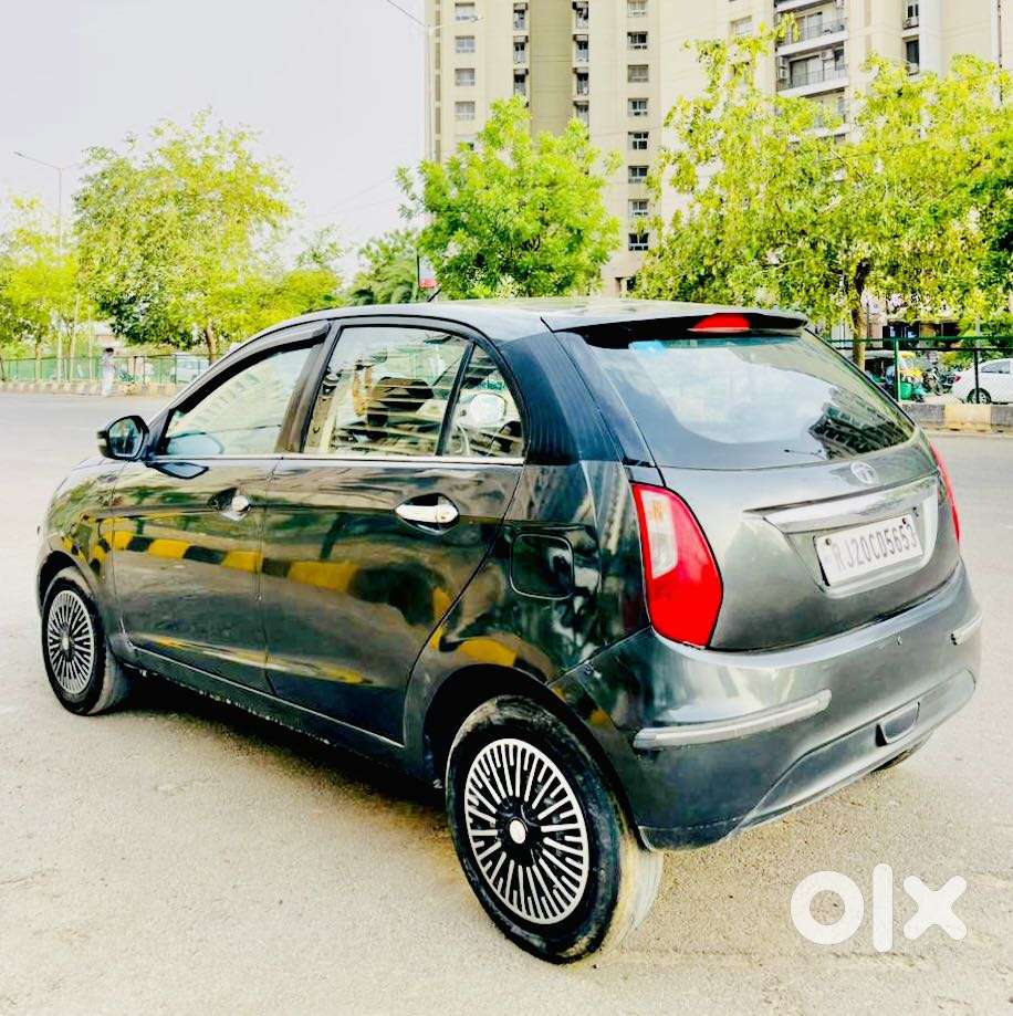 Tata Bolt Revotron Xt, 2016, Petrol