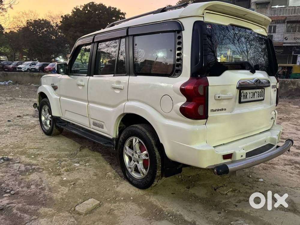 Mahindra Scorpio S10, 2017, Diesel