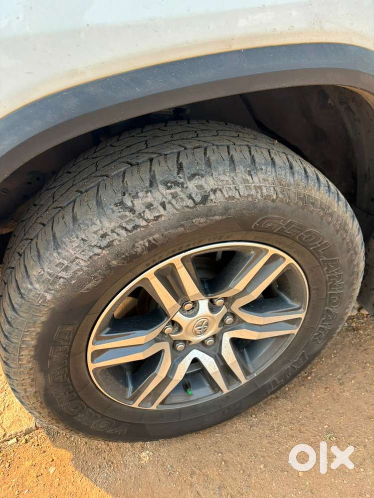 Toyota Fortuner 2022 Diesel 100000 Km Driven