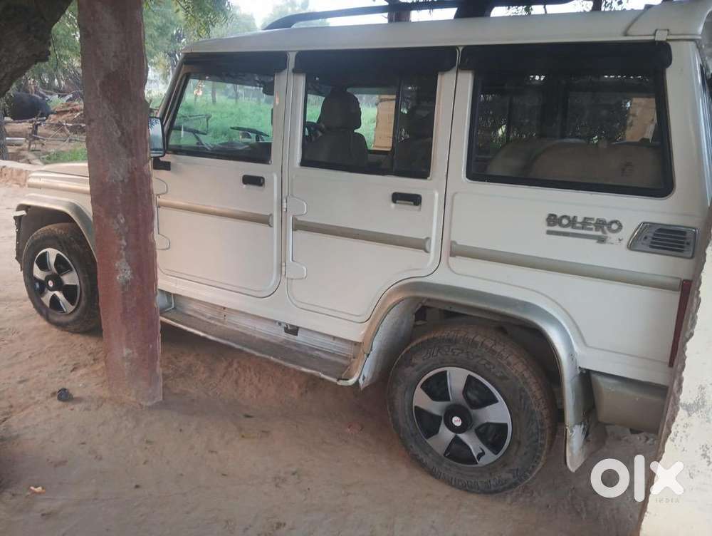 Mahindra Bolero 2011