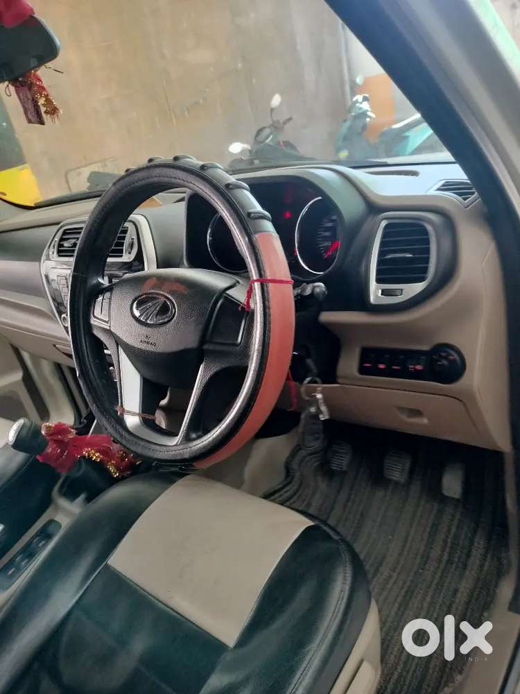 Mahindra Tuv 300 2016 Diesel 70879 Km Driven