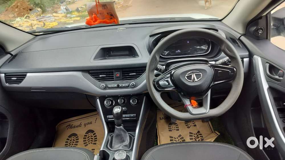 Tata Nexon 1.5 Revotorq Xm, 2023, Diesel