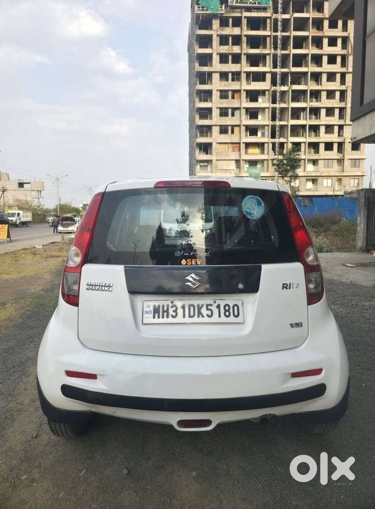 Maruti Suzuki Ritz Vxi, 2011, Petrol