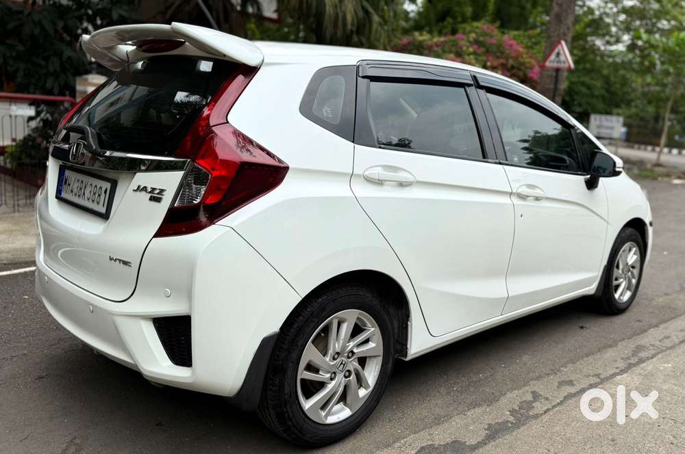 Honda Jazz V Cvt, 2017, Cng & Hybrids
