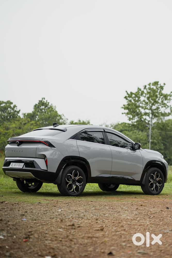Tata Curvv Accomplished Plus A 1.2 Hyperion Gdi Petrol 6mt, 2025, Pe..