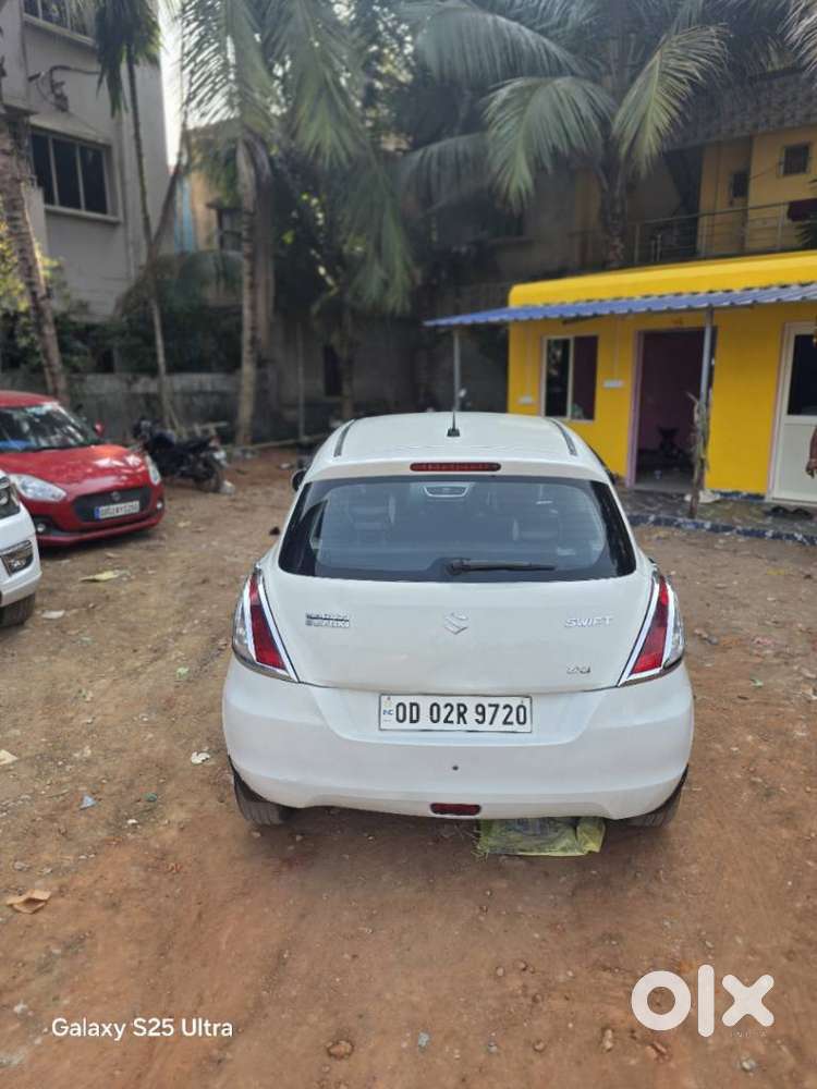 Maruti Suzuki Swift Zxi, 2014, Petrol