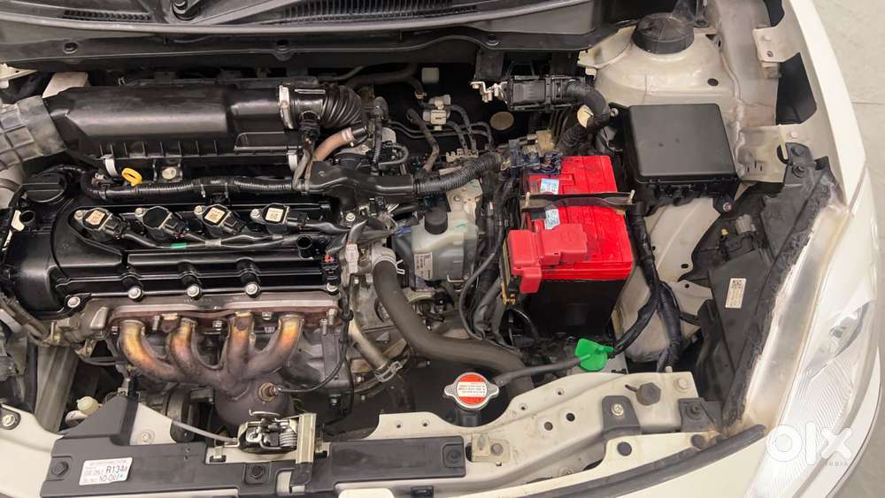 Maruti Suzuki Dzire 1.2 Vxi Amt, 2019, Petrol