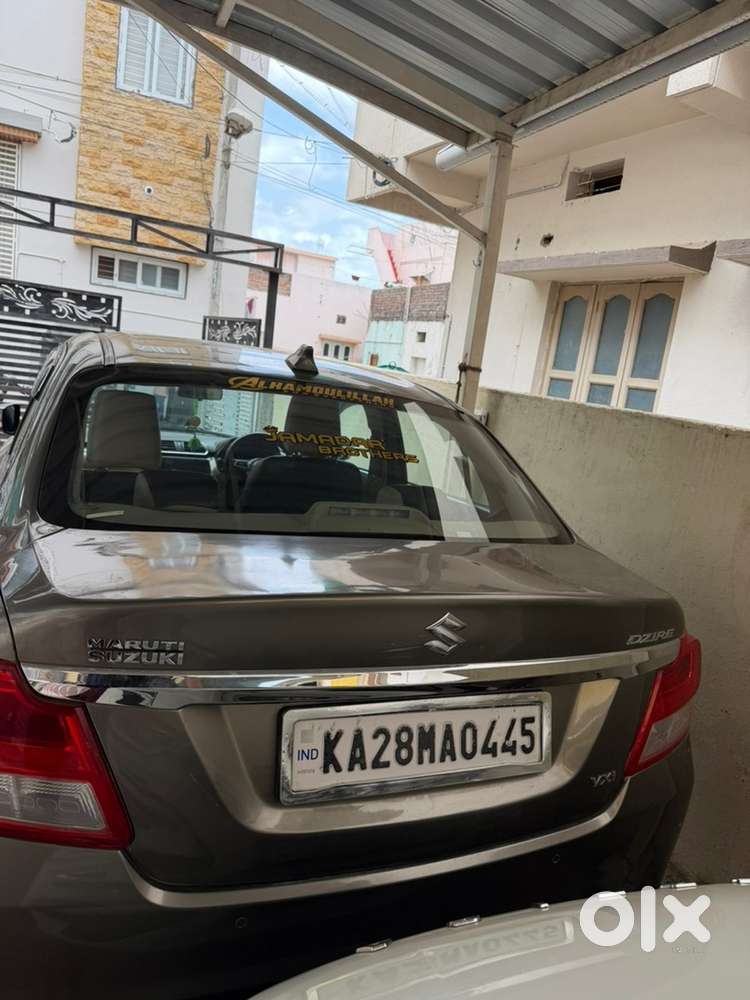 Maruti Suzuki Dzire 2022 Petrol 102500 Km Driven