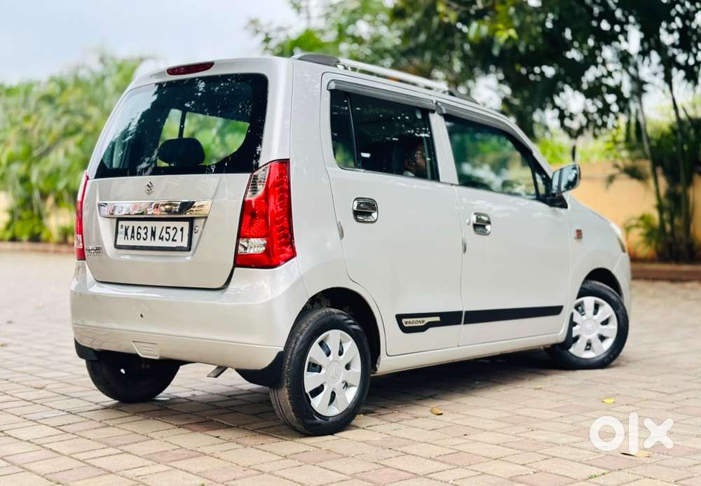 Maruti Suzuki Wagon R Vxi Optional, 2018, Petrol