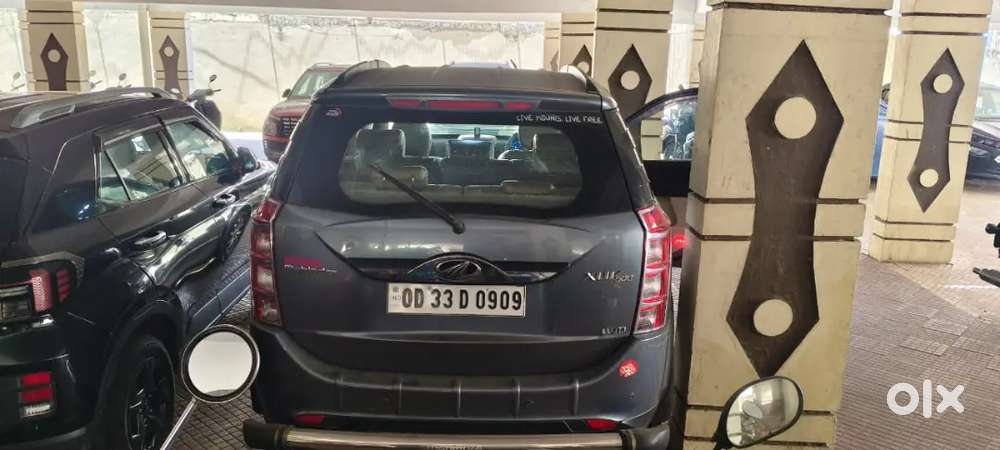 Mahindra Xuv500 2015 Diesel Top Model  Good Condition