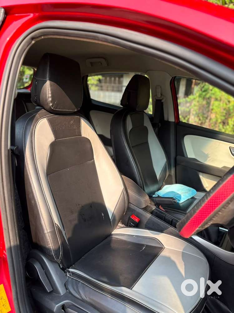Tata Altroz Petrol 2021