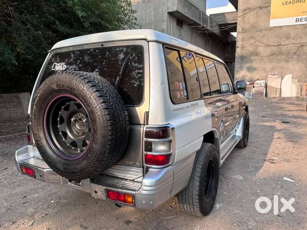 Mitsubishi Pajero Sfx