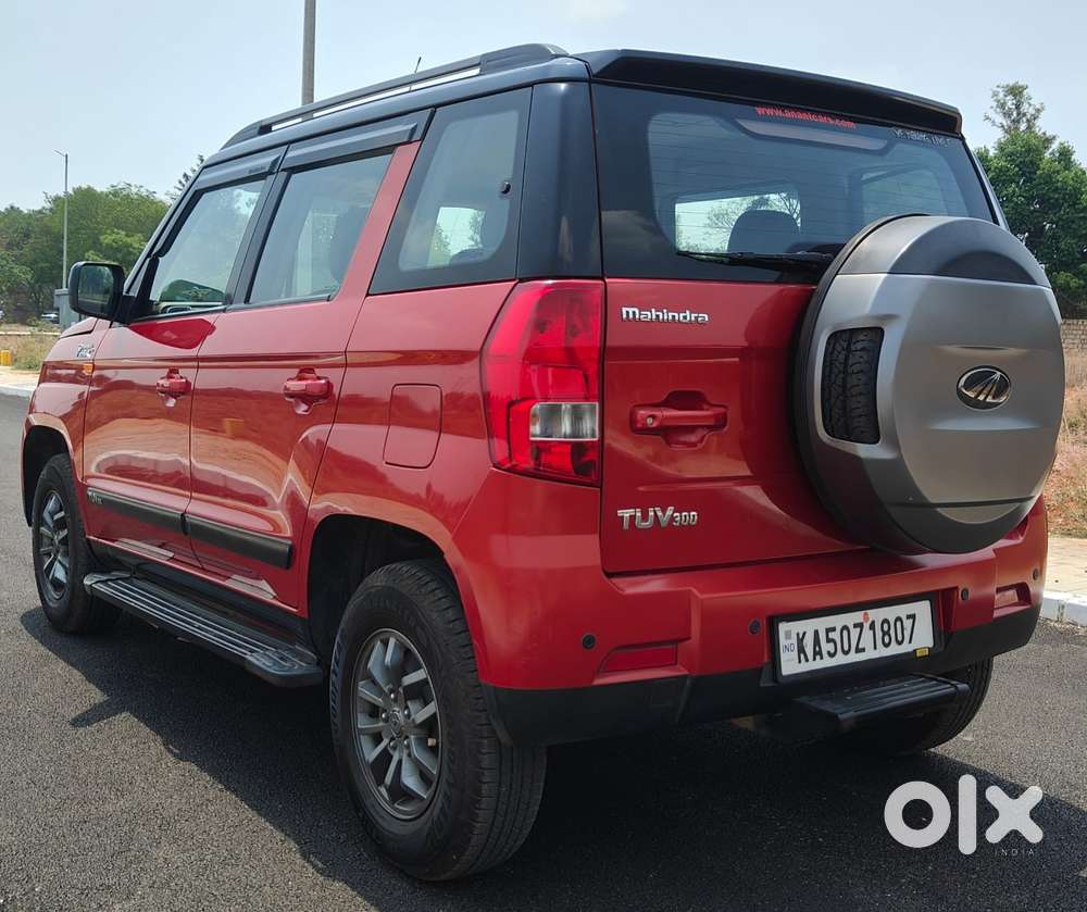 Mahindra Tuv 300 T10 Dual Tone, 2018, Diesel