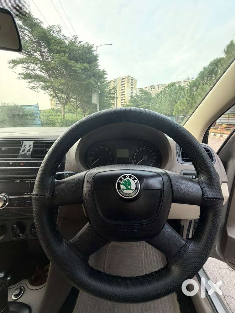 Skoda Rapid, 2012, Petrol