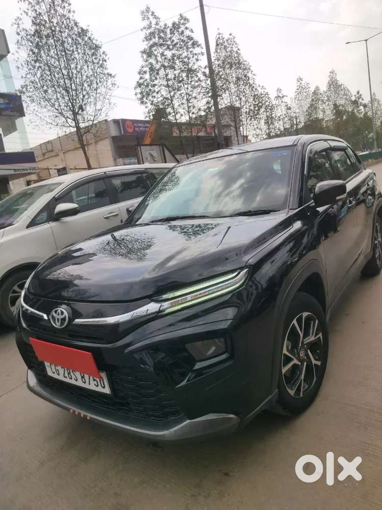 Less Driven And Very Less Price Less Screeches 5 Seater
