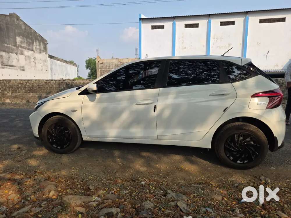 Hyundai New I20 2022 Petrol 57000 Km Driven Well Maintained