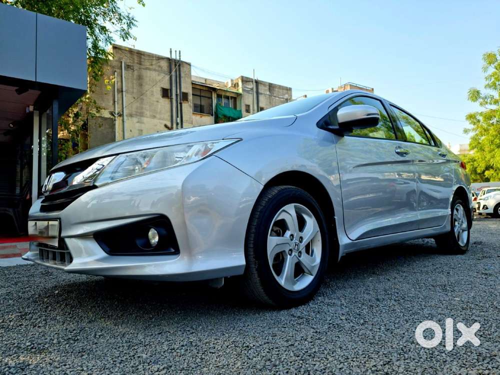 Honda City V At I-vtec, 2015, Petrol