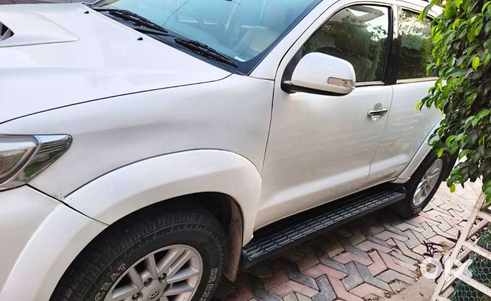 Toyota Fortuner 3.0 4x2 Automatic, 2013, Diesel