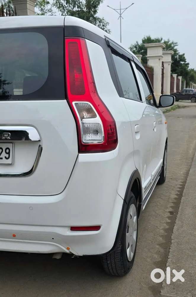 Maruti Suzuki Wagon R 1.0 Vxi (o) Amt, 2021, Petrol