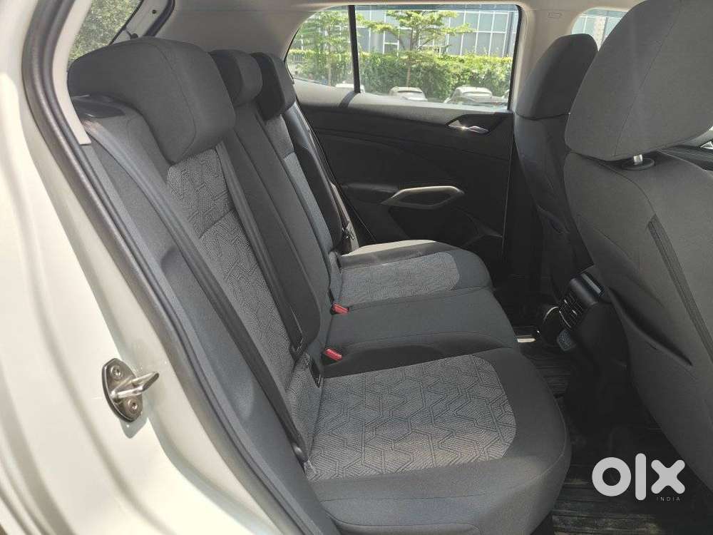 Skoda Kylaq Signature, 2026, Petrol
