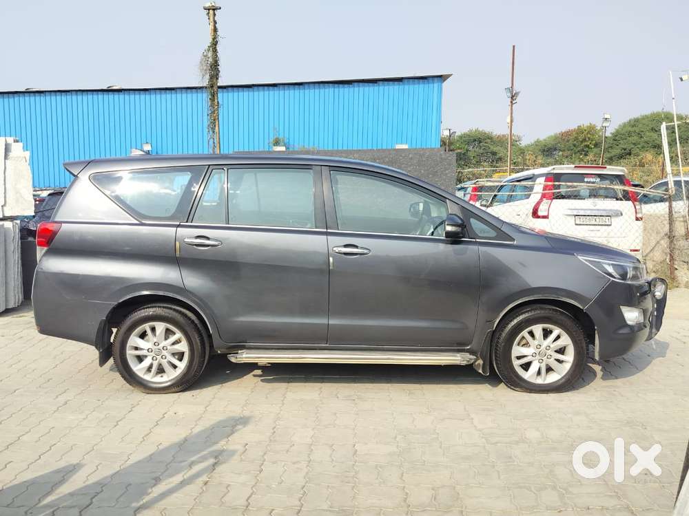 Toyota Innova Crysta