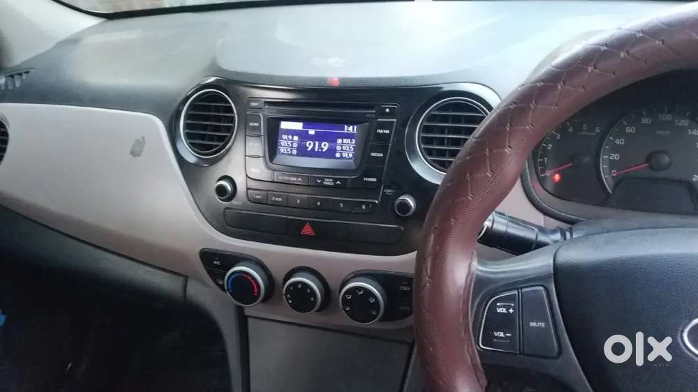 Hyundai Xcent 2015 Petrol 75000 Km Driven
