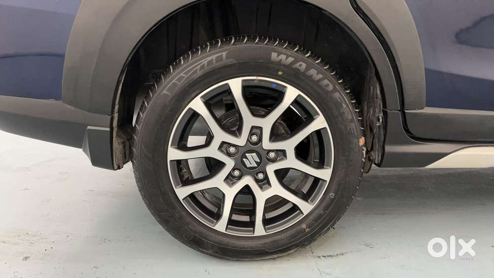 Maruti Suzuki Xl6 1.5 Zeta Mt, 2024, Petrol