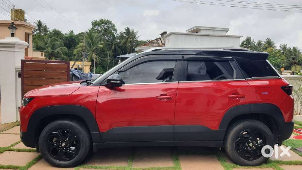 Maruti Suzuki Brezza 1.5 Zxi Smart Hybrid Dual Tone, 2023, Petrol