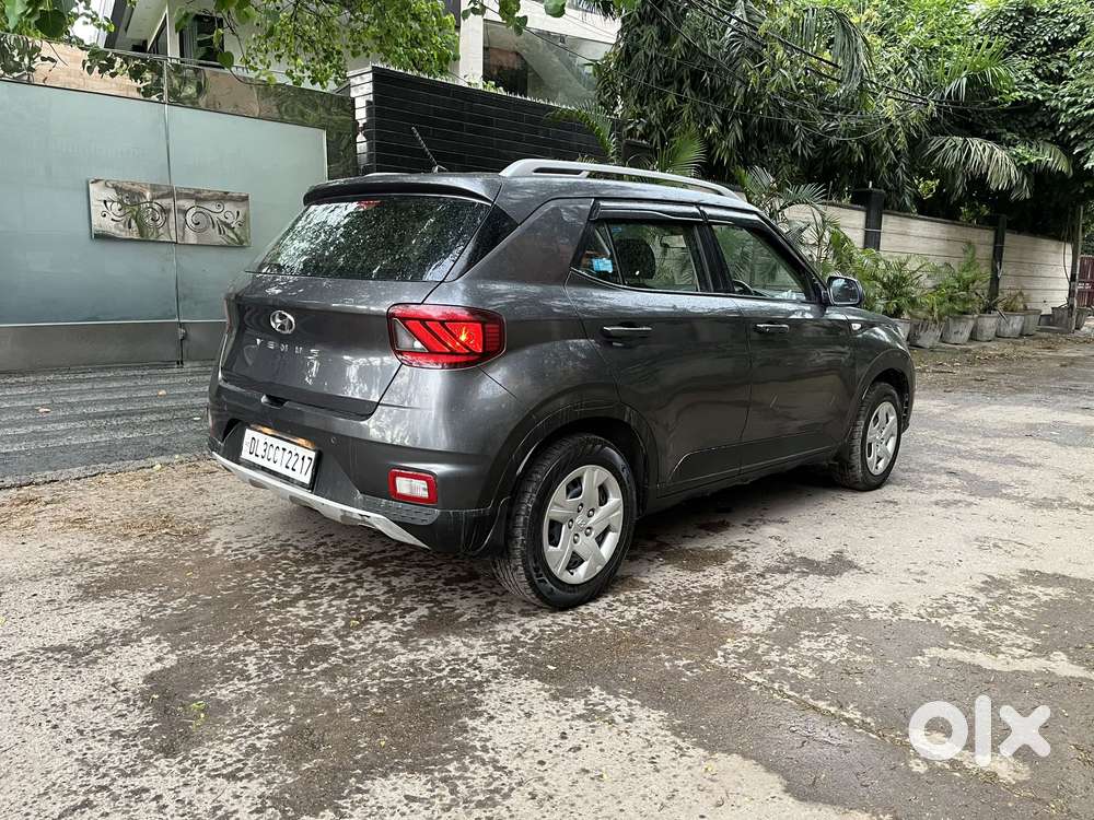 Hyundai Venue 1.2 S Plus, 2020, Petrol