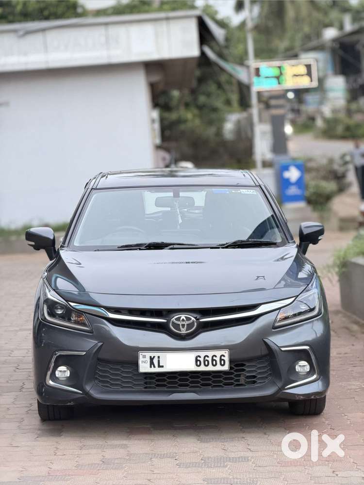 Toyota Glanza 1.2 V, 2024, Petrol
