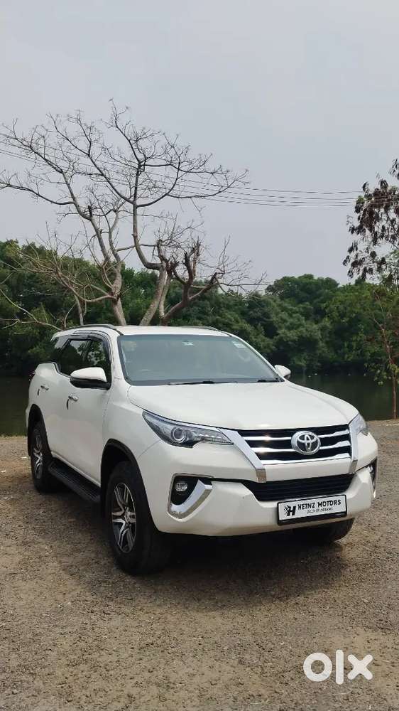 Toyota Fortuner 2017 Diesel 165000 Km Driven , Hr Regn With Noc