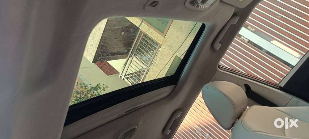 Mahindra Xuv300 W8 Option, 2022, Petrol