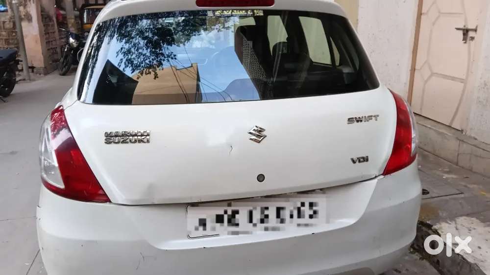 2011 Maruti Suzuki Swift Vdi Bs4 Tyre70%