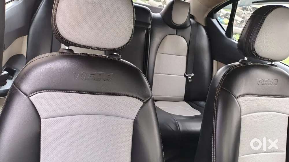 Koi Bhi Gadi Kisi Ko Purchase Karna Ho To Message Kare