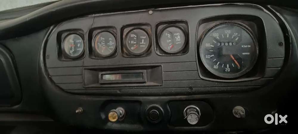 Ambassador Ambassador 1996 Petrol 33660 Km Driven