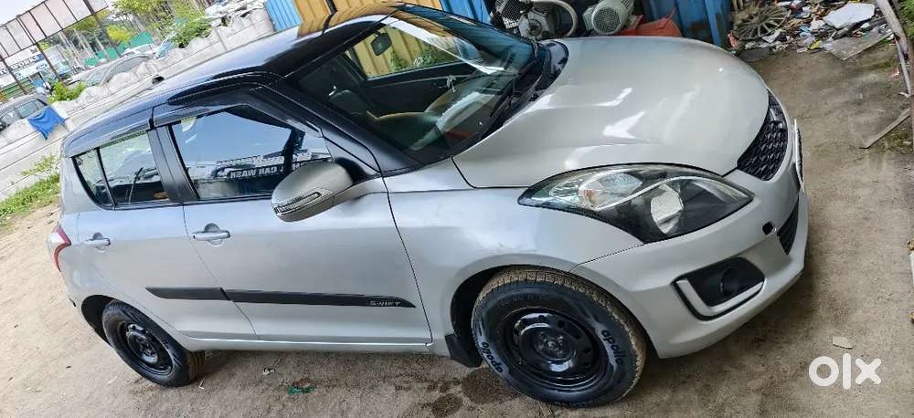 Maruti Suzuki Swift 2015 Diesel 130000 Km Driven