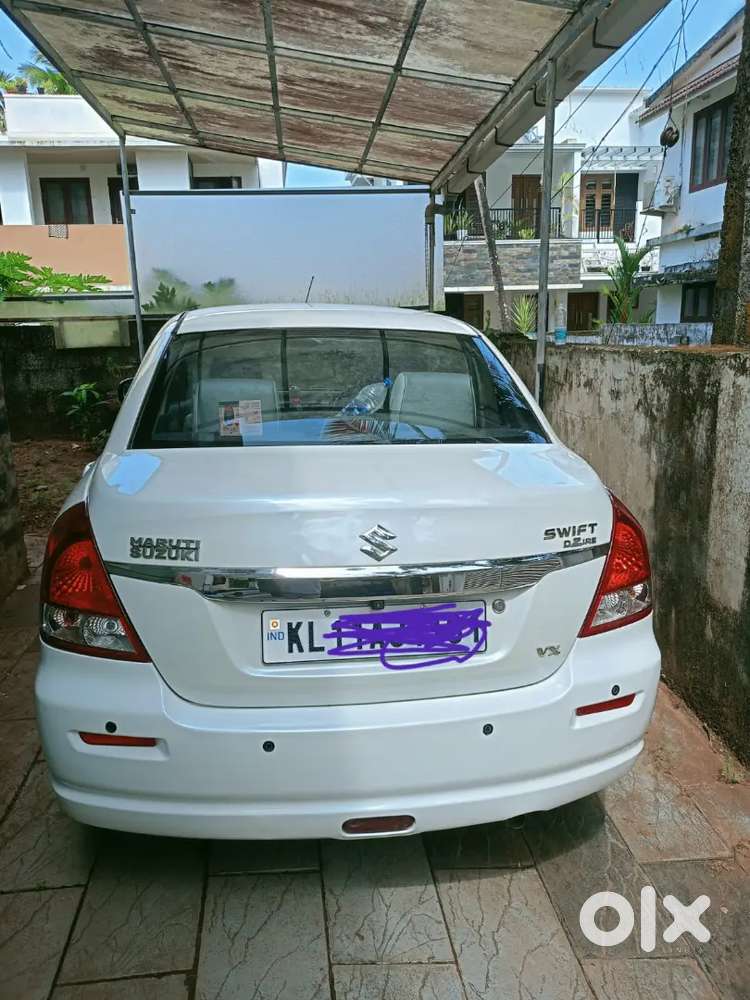 Maruti Suzuki Dzire 1.2 Vxi 2011