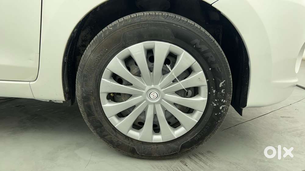 Maruti Suzuki Celerio Zxi Optional Amt, 2016, Petrol