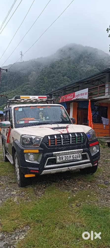 Mahindra Scorpio 2015