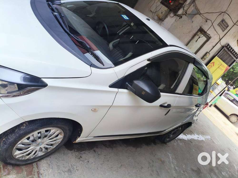 Tata Tiago Base Model Cng