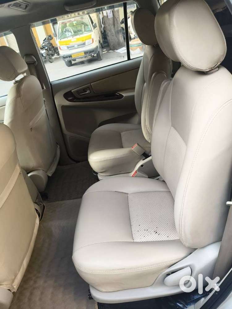 Toyota Innova 2.5 V 7 Str, 2014, Diesel