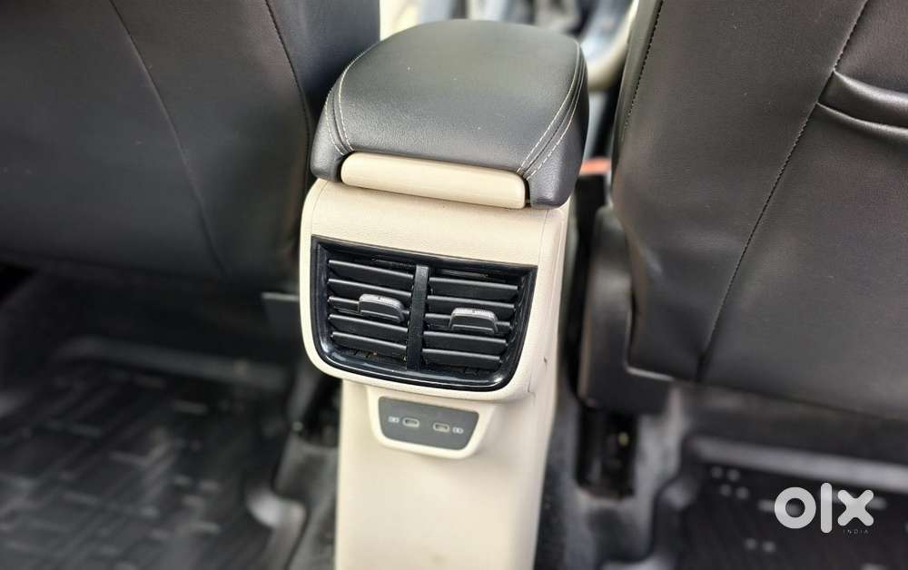 Skoda Slavia 1.5 Tsi Style At, 2022, Petrol