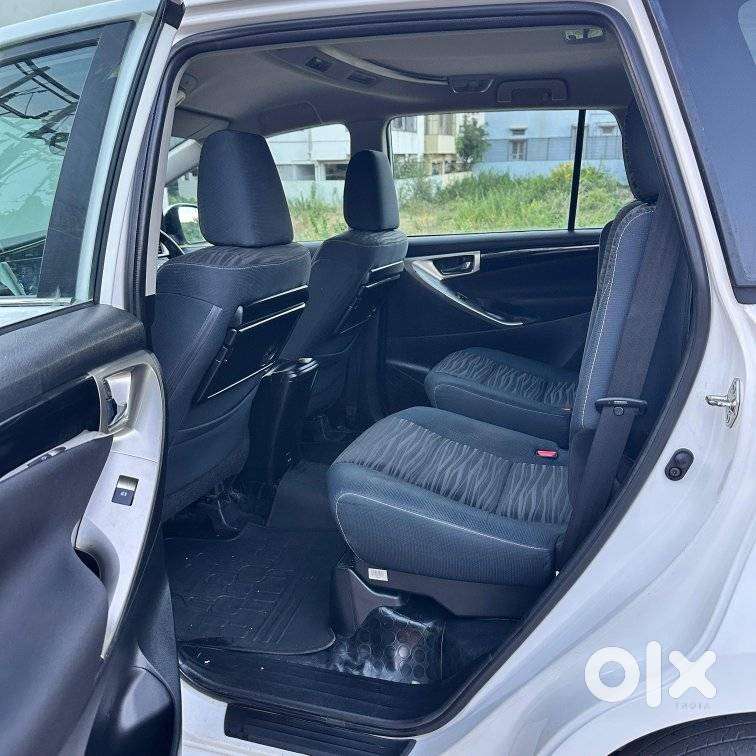 Toyota Innova Crysta [2020-ongoing] 2.4 Vx 7 Str, 2022, Diesel