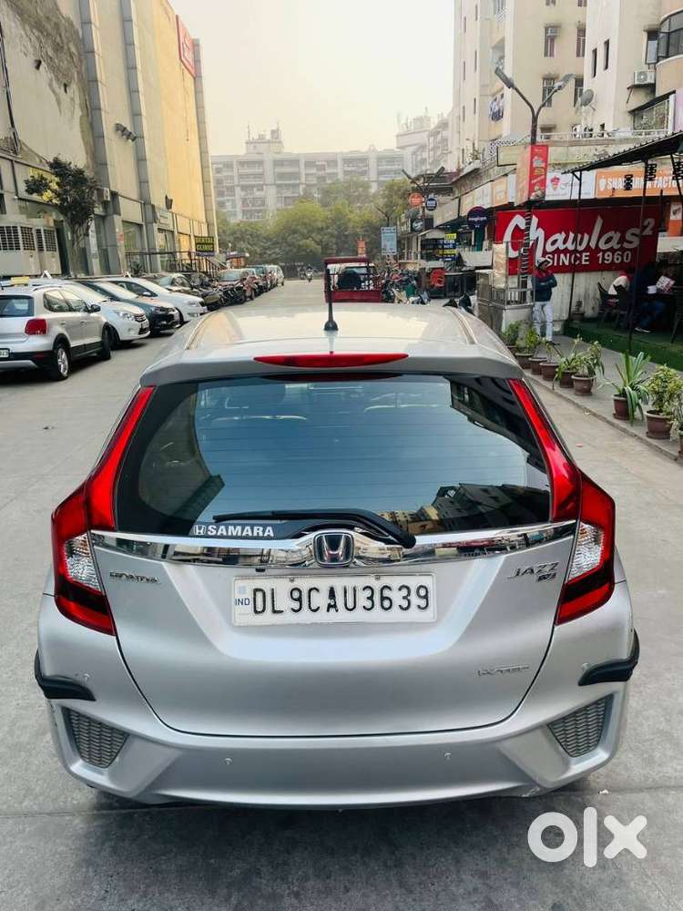 Honda Jazz V Automatic, 2016, Petrol